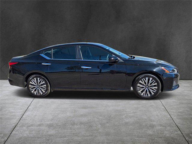 2023 Nissan Altima SV FWD