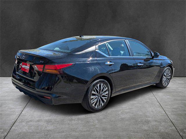 2023 Nissan Altima SV FWD