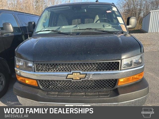 2024 Chevrolet Express Passenger RWD 3500 Extended Wheelbase LT