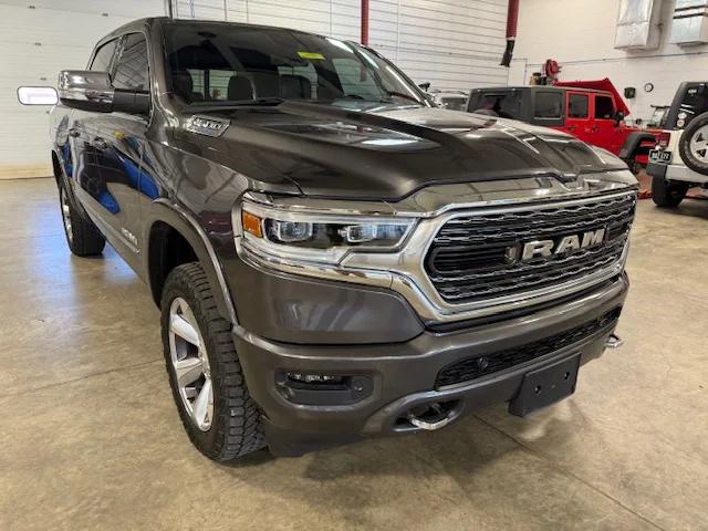 2022 RAM 1500 Limited Crew Cab 4x4 57 Box