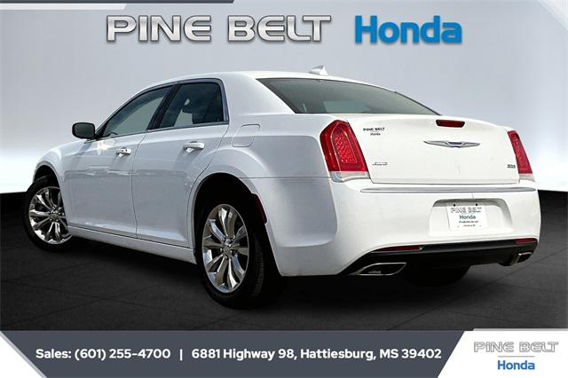 2022 Chrysler 300 Touring AWD