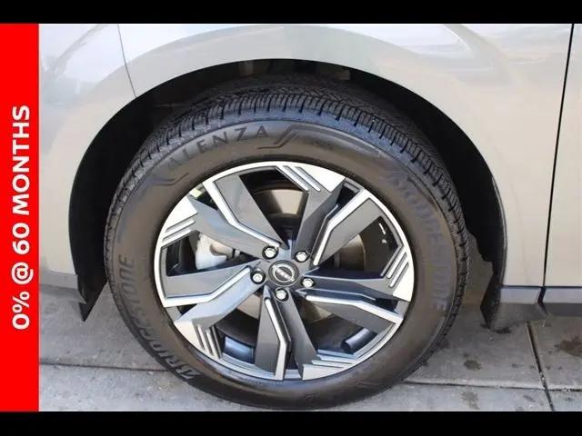2025 Nissan Murano SL