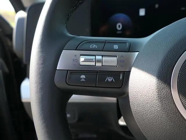 2025 Hyundai Kona EV SEL