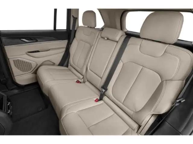 2025 Jeep Grand Cherokee Altitude X 4x4