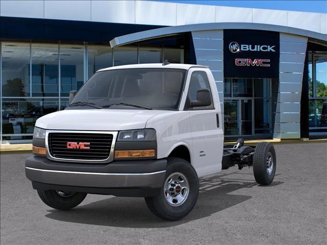 2025 GMC Savana Cutaway Work Van