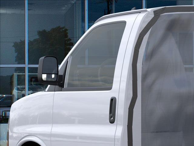 2025 GMC Savana Cutaway Work Van