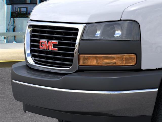 2025 GMC Savana Cutaway Work Van