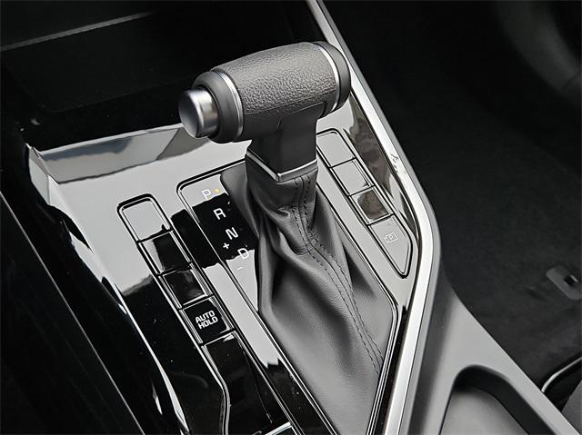 2025 Kia Niro LX