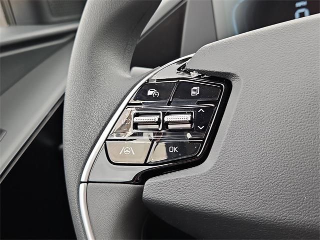 2025 Kia Niro LX