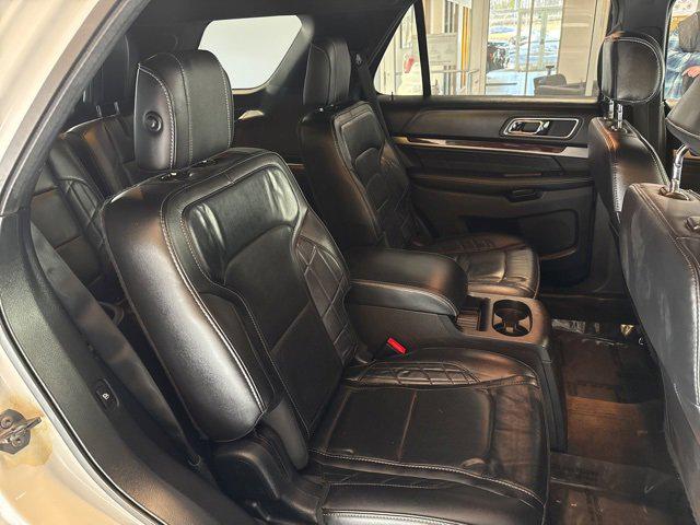 2017 Ford Explorer Platinum