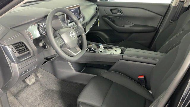 2025 Nissan Rogue S FWD