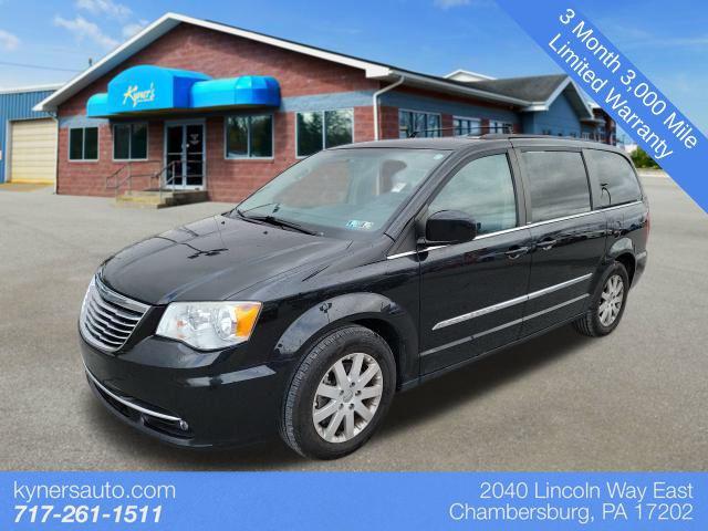 2014 Chrysler Town & Country Touring for sale in Chambersburg, PA