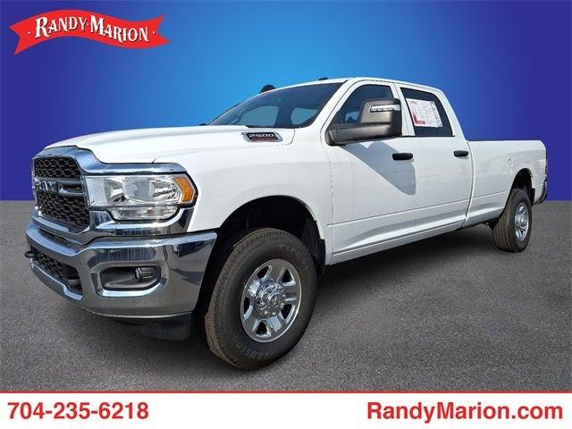 2023 RAM 1500 Big Horn Crew Cab 4x4 64 Box