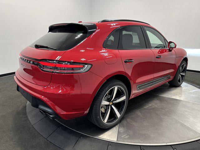 2025 Porsche Macan S