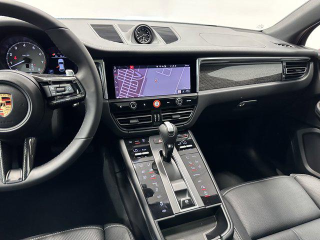 2025 Porsche Macan S