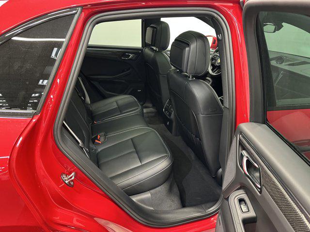 2025 Porsche Macan S