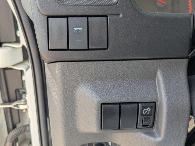 2025 Chevrolet 5500XD LCF 200" Wheelbase (Late Availability)