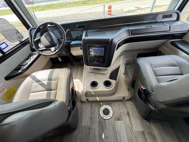 2021 Ford F-53 36H