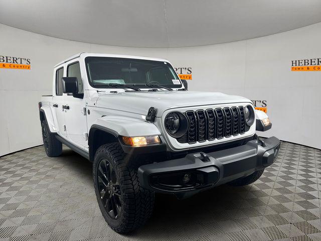 2025 Jeep Gladiator GLADIATOR NIGHTHAWK 4X4
