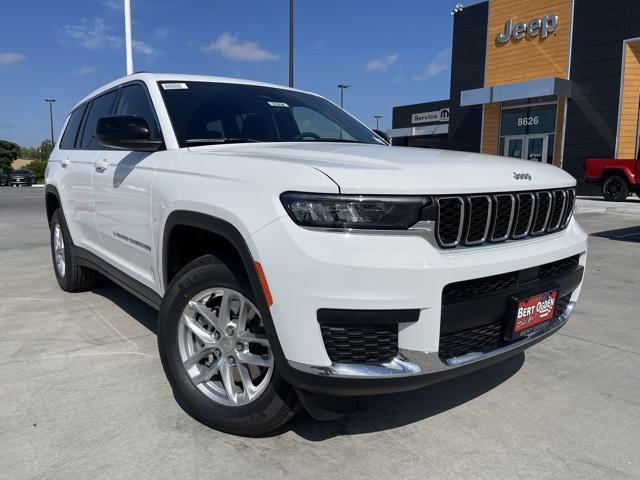 2025 Jeep Grand Cherokee GRAND CHEROKEE L LAREDO 4X2