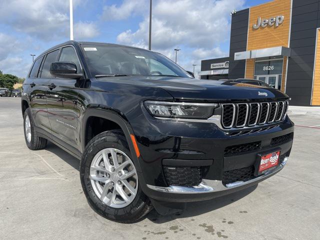 2025 Jeep Grand Cherokee GRAND CHEROKEE L LAREDO 4X2