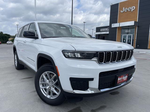 2025 Jeep Grand Cherokee GRAND CHEROKEE L LAREDO 4X2