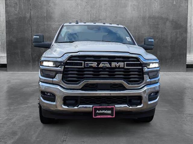 2025 RAM Ram 3500 Chassis Cab RAM 3500 TRADESMAN CREW CAB CHASSIS 4X4 60 CA