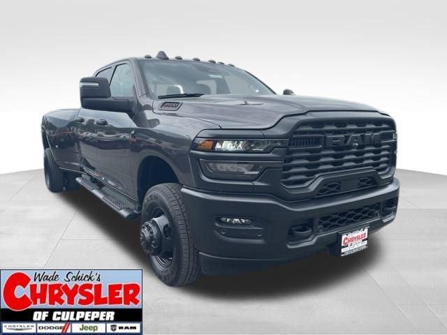 2025 RAM Ram 3500 RAM 3500 TRADESMAN CREW CAB 4X4 8 BOX