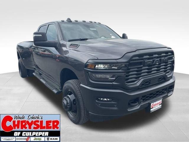 2025 RAM Ram 3500 RAM 3500 TRADESMAN CREW CAB 4X4 8 BOX