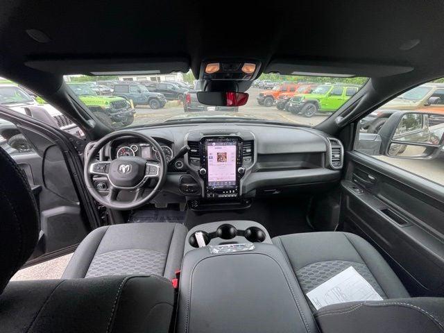 2025 RAM Ram 3500 RAM 3500 TRADESMAN CREW CAB 4X4 8 BOX