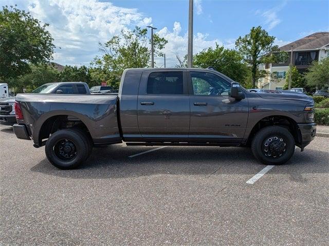 2025 RAM Ram 3500 RAM 3500 LARAMIE MEGA CAB 4X4 64 BOX