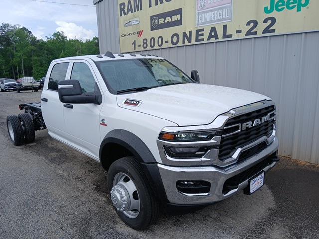 2025 RAM Ram 5500 Chassis Cab RAM 5500 TRADESMAN CHASSIS CREW CAB 4X4 84 CA
