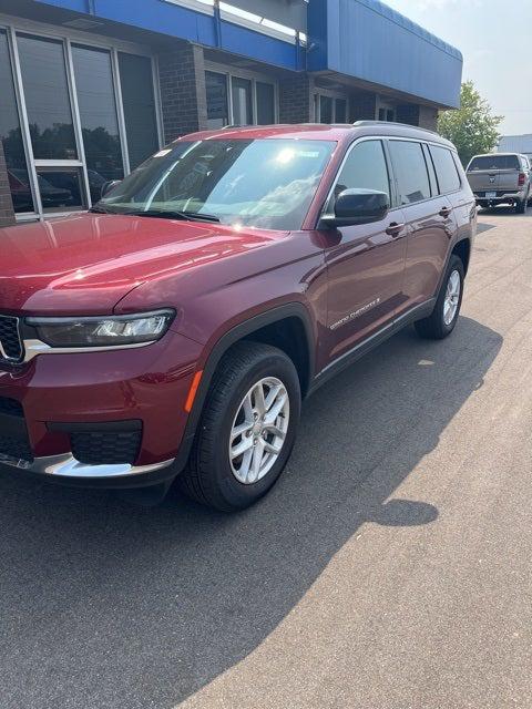2025 Jeep Grand Cherokee GRAND CHEROKEE L LAREDO 4X4