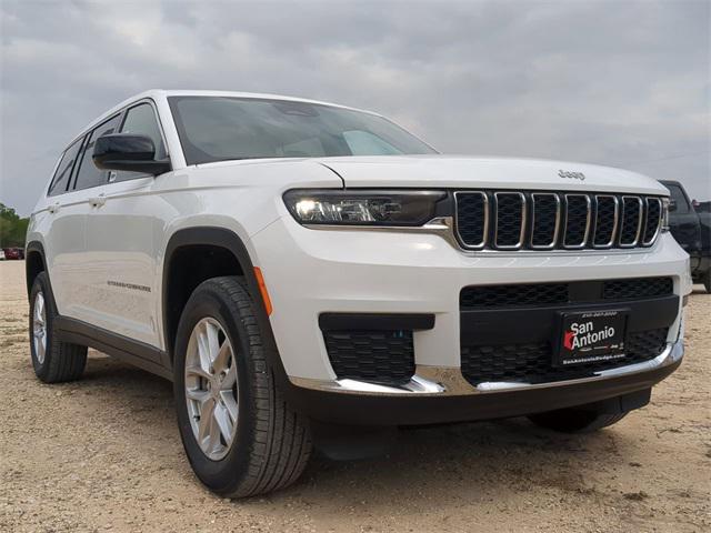 2025 Jeep Grand Cherokee GRAND CHEROKEE L LAREDO X 4X4