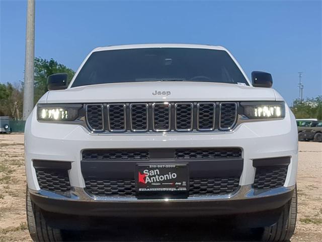 2025 Jeep Grand Cherokee GRAND CHEROKEE L LAREDO X 4X4