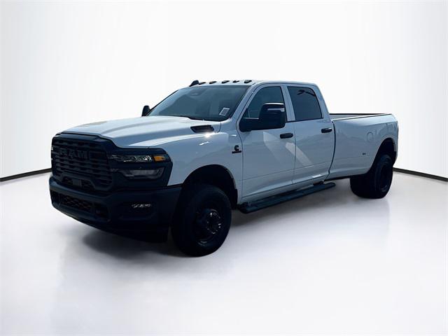 2025 RAM Ram 3500 RAM 3500 TRADESMAN CREW CAB 4X4 8 BOX