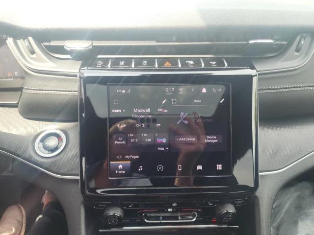 2025 Jeep Grand Cherokee GRAND CHEROKEE L LAREDO X 4X4