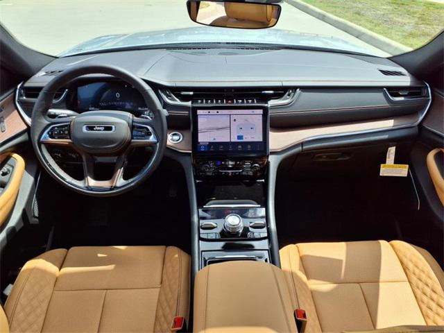 2025 Jeep Grand Cherokee GRAND CHEROKEE L SUMMIT 4X4