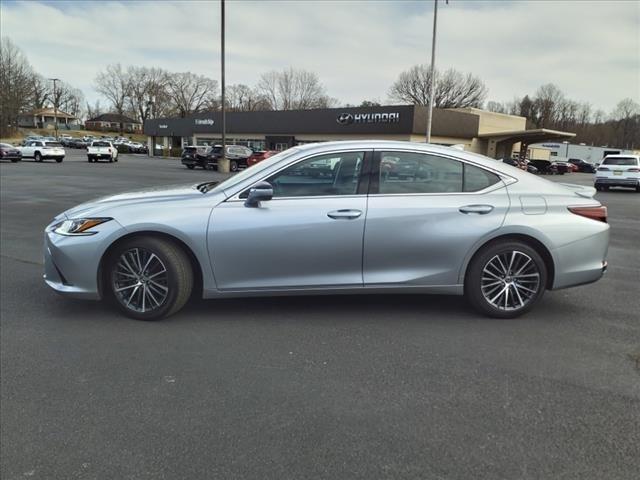 2023 Lexus ES 250 250