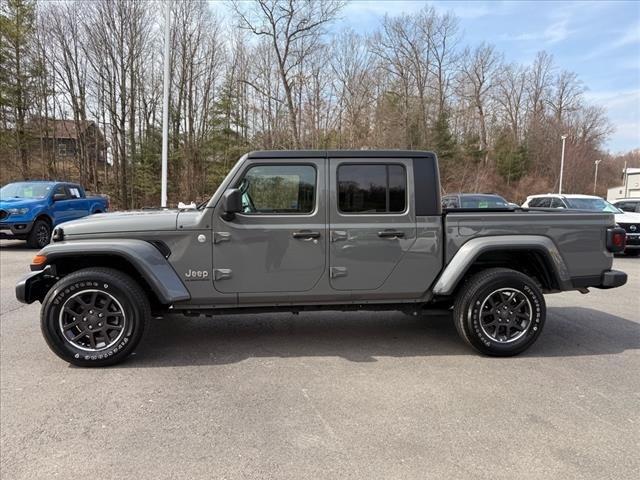 2023 Jeep Gladiator Overland 4x4