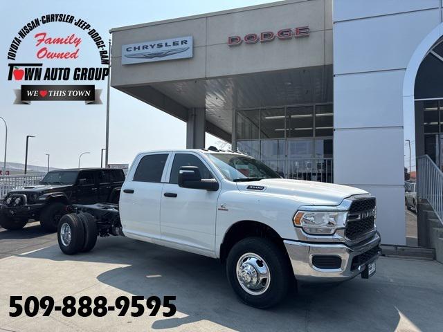 2024 RAM Ram 3500 Chassis Cab RAM 3500 TRADESMAN CREW CAB CHASSIS 4X4 60 CA