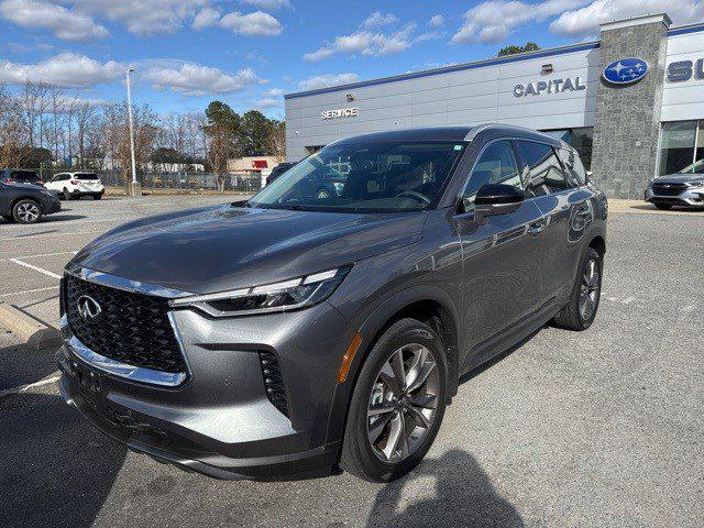 2022 INFINITI QX60 LUXE AWD