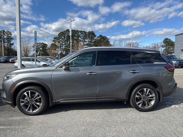 2022 INFINITI QX60 LUXE AWD