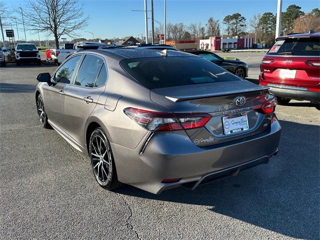 2023 Toyota Camry SE
