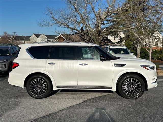 2024 INFINITI QX80 SENSORY AWD