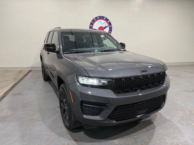 2025 Jeep Grand Cherokee GRAND CHEROKEE ALTITUDE X 4X2