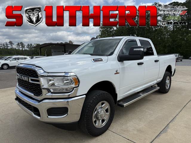 2023 RAM 2500 Tradesman Crew Cab 4x4 64 Box