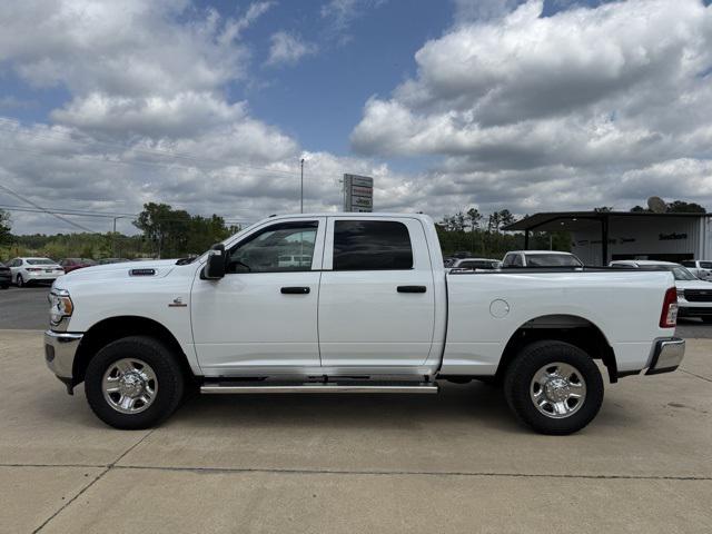 2023 RAM 2500 Tradesman Crew Cab 4x4 64 Box