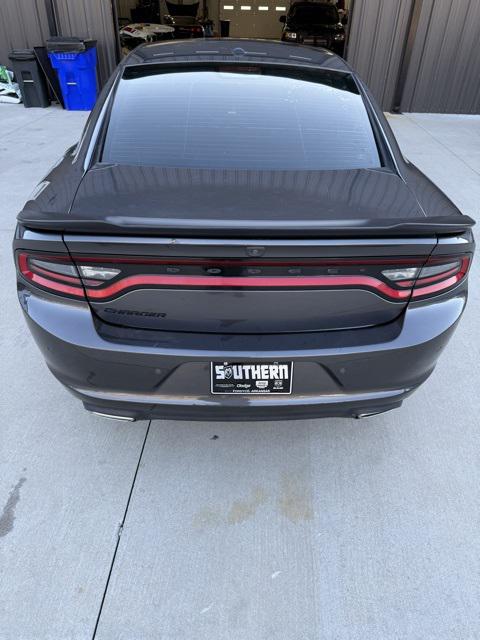 2020 Dodge Charger SXT RWD