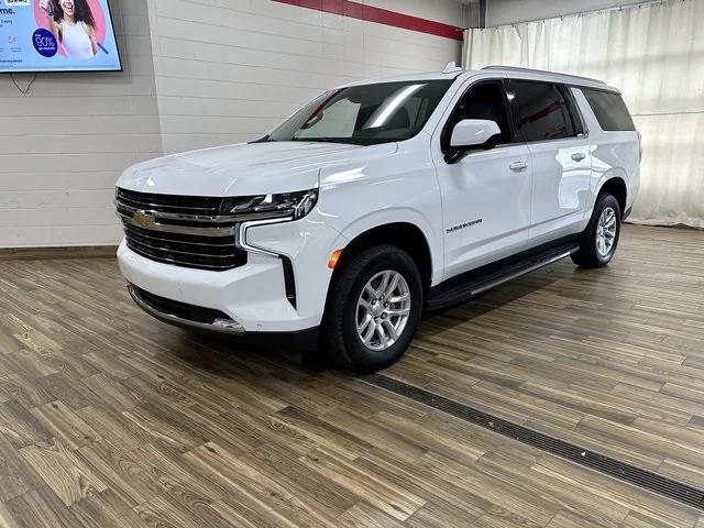 2023 Chevrolet Suburban 4WD LT